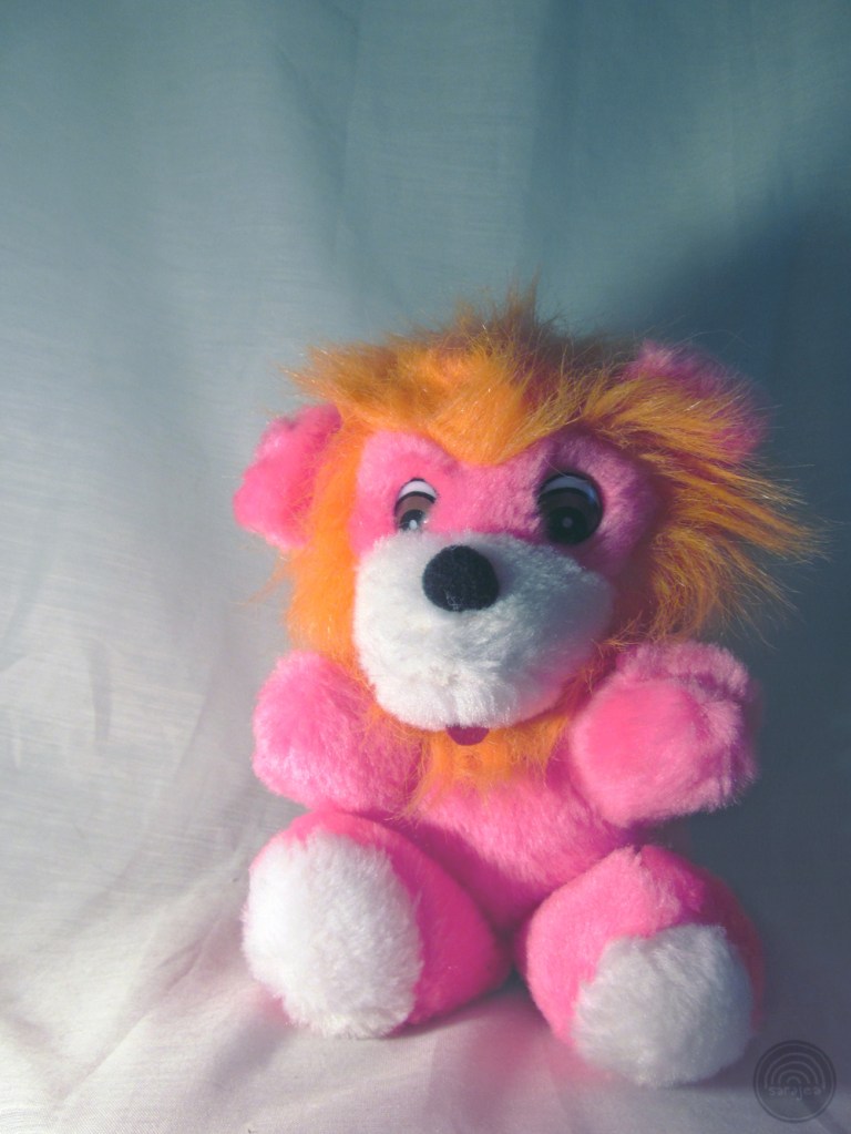 Wee Neon Carnival Prize Lion Cub. Thrift Shop Hell, 2014.